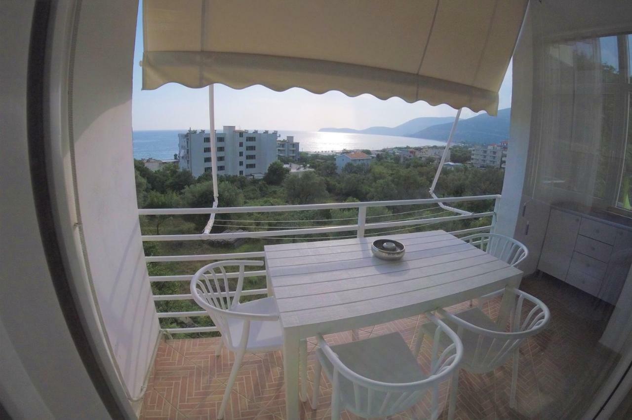 בורש Villa Goxhi מראה חיצוני תמונה